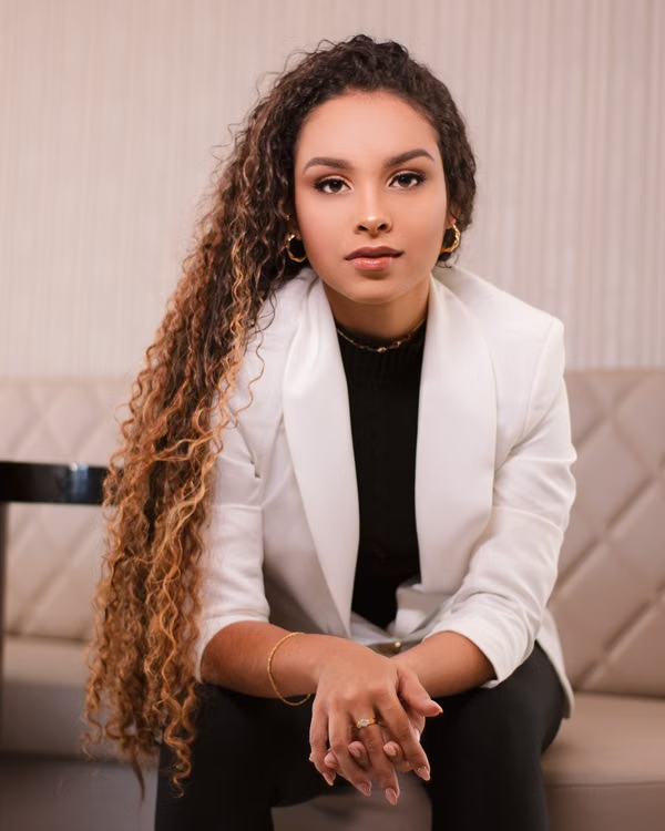 Samara Cortez, terapeuta de relacionamentos
